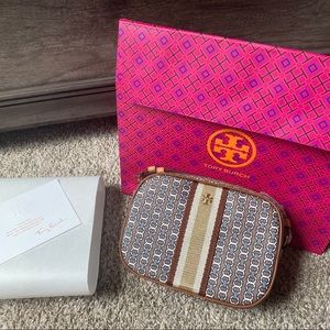 ✖️Sold in M✖️Tory Burch Gemini Link Canvas Bag
